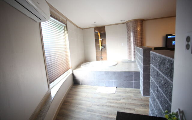 Chuncheon Myeongdong Hotel