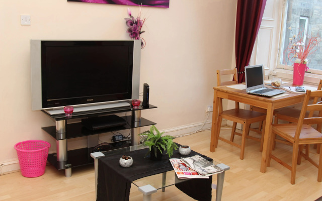 Tony Asga - Asga Apartment