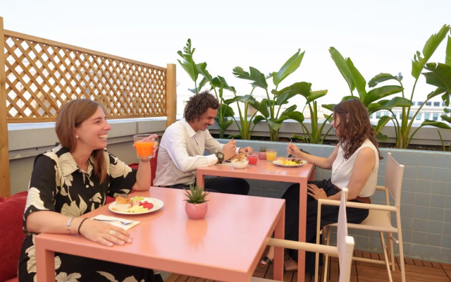 Moderno Hotel Roma
