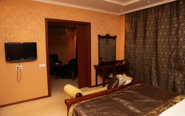 Hotel Kiev