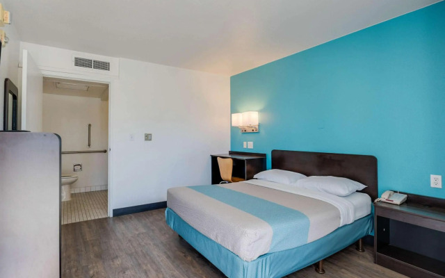 Motel 6 Winnemucca, NV