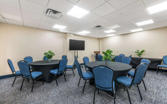 Comfort Inn & Suites Daytona Beach Oceanfront