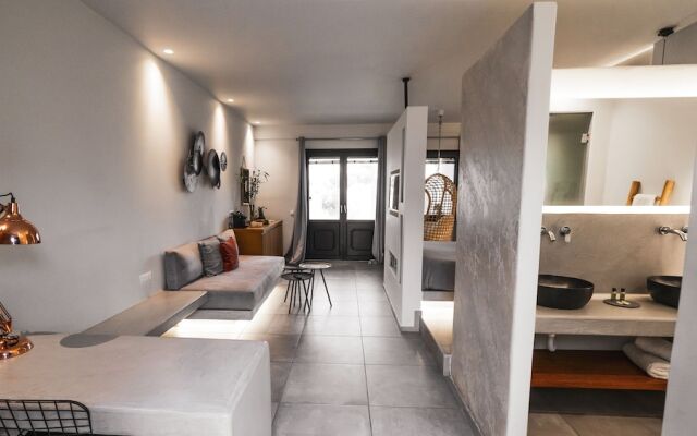 George & Joanna Suites