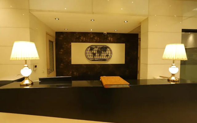 Hotel Amrapali Grand