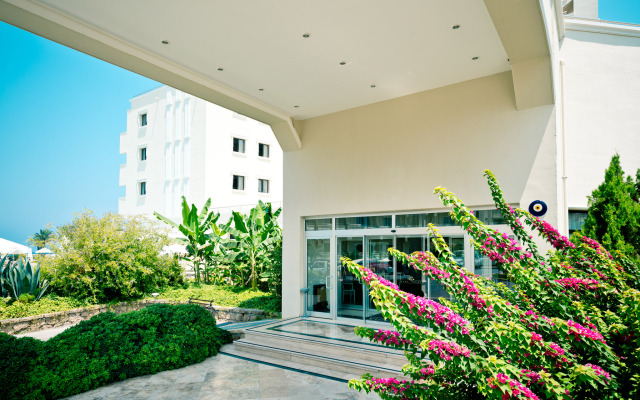 Vuni Palace Hotel