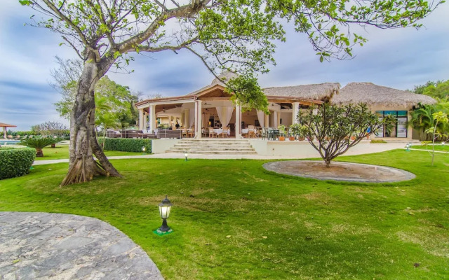 4 Bedroom Villa at Ocean Village