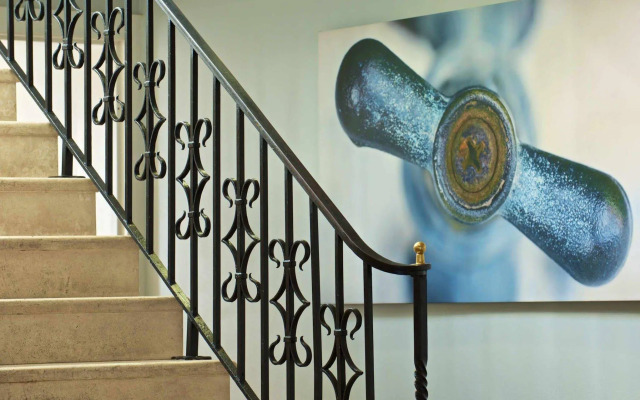 Blue Moon Hotel, Autograph Collection