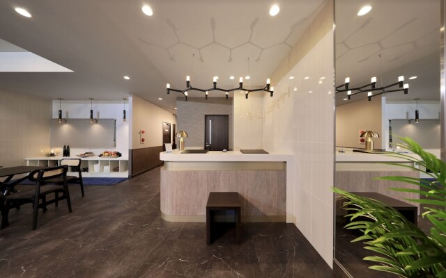 Tennoji Crystal Hotel