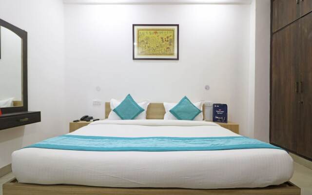 Hotels Petals Inn