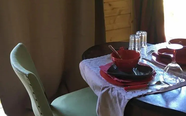 La cabane Romantique et sa balneotherapie