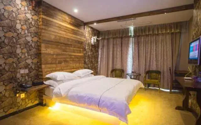 Longting Creative Hotel