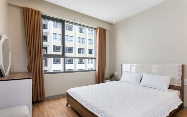 Deluxe Apartment with City Central View