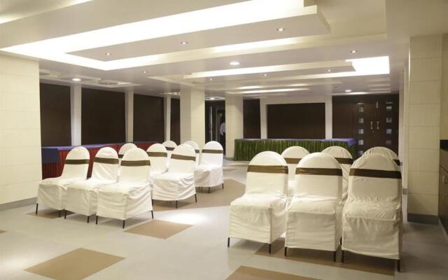 Capital O 1585 Hotel Palash Residency