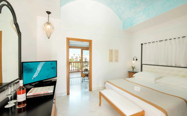 Отель Mitsis Selection Blue Domes