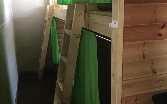 Darak Capsule Guesthouse - Hostel