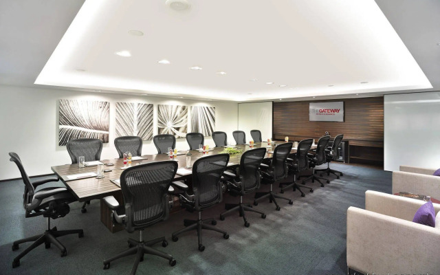 Vivanta Chennai IT Expressway