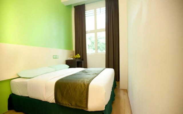 Apple Hotel