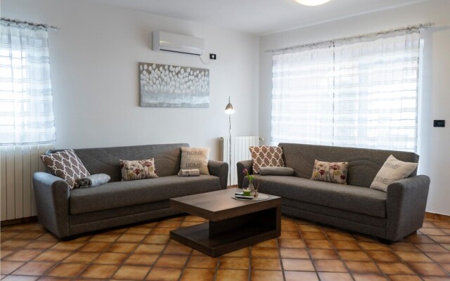 Amazing Home in Veprinac With Wifi and 2 Bedrooms