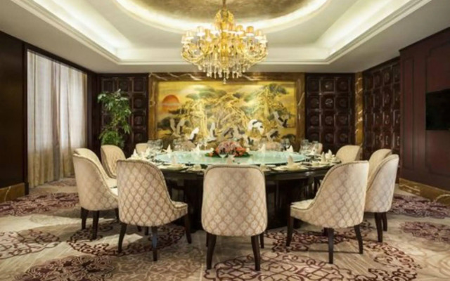 Tanglong International Hotel