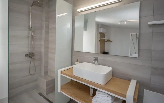 Hermagio Villa George by Estia