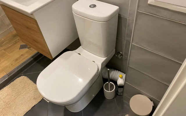 Уютен апартамент на 3 мин. от главната и Капана +паркинг