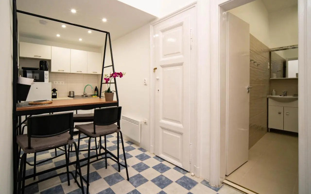 Free parking! Linden apartment, AC, Smart TV, WIFI