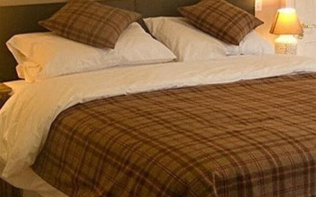 Burghfield House Hotel