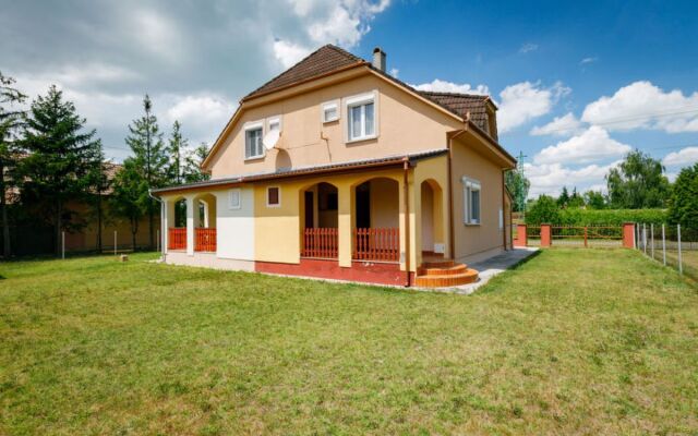 House Daisy 1 Balatonmariafurdo