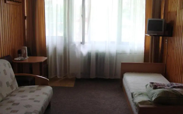 Dom Wczasowy STALOWNIK