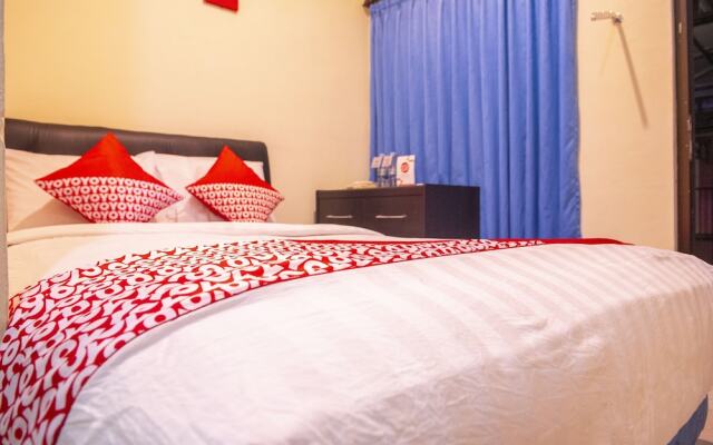 Dewata Ayu Inn by OYO Rooms