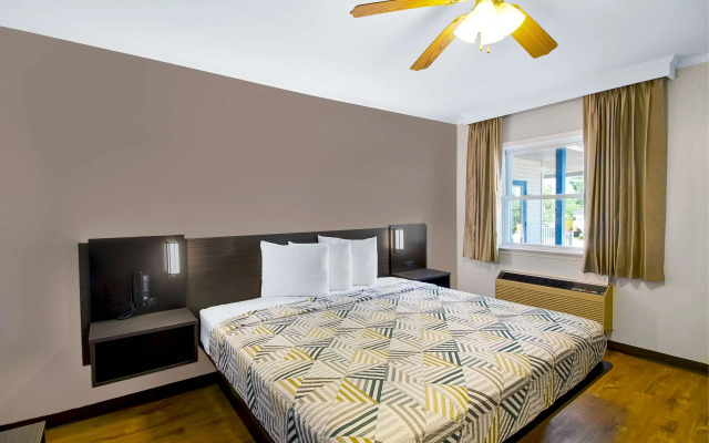 Motel 6 Front Royal, VA