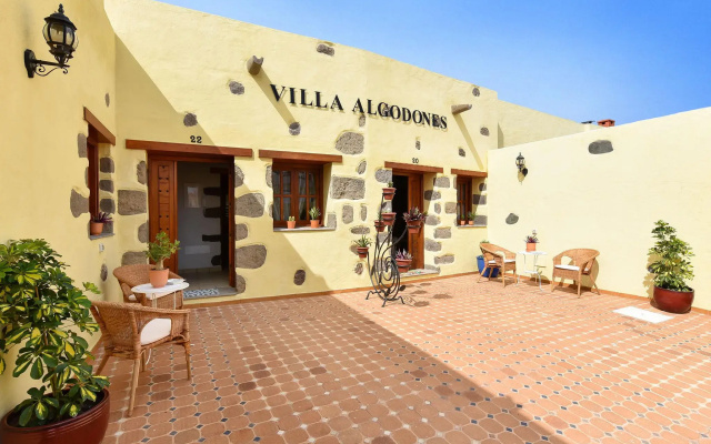 Luxurious Villa in Las Palmas With Swimming Pool
