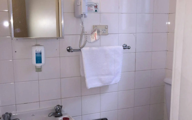 Tollgate Motel