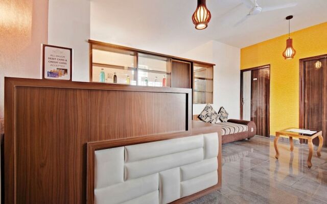 OYO 49087 SG Comforts