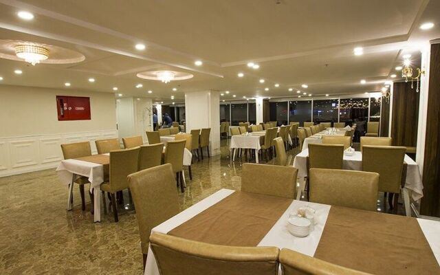 Liva Hotel