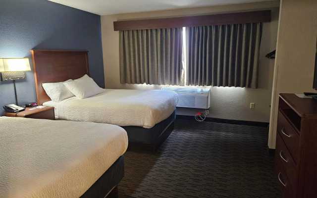 AmericInn by Wyndham Marshall