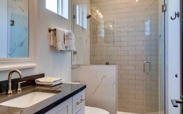 Serenity Retreat by Destin Getaways