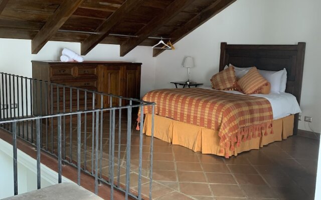 El Calvario Lofts