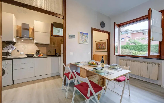 Ginestre Apartment few min From sea