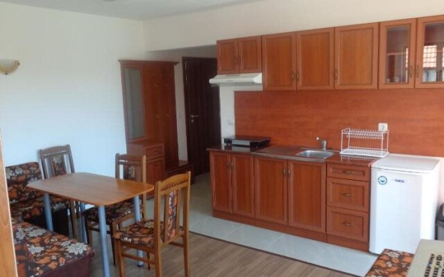 Adri Guest House