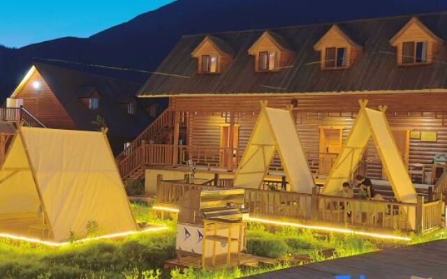 Meet Hemu Homestay
