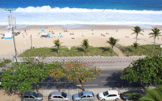 Penthouse With sea View on the Beachfront Vsc1