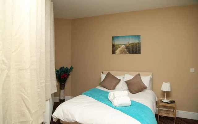 Birmingham Central Station Apartment