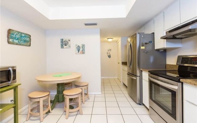 Crescent Street 1138 A - Two Bedroom Condo