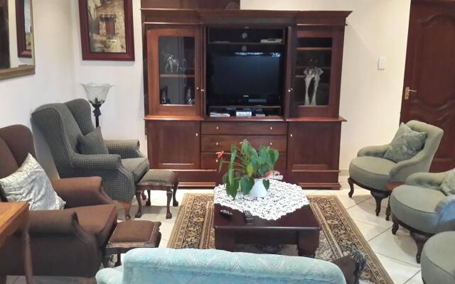 Magaliqua Guest House