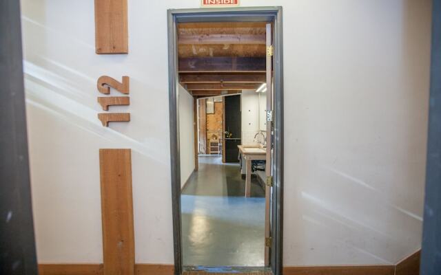 PodShare DTLA Arts District - Hostel