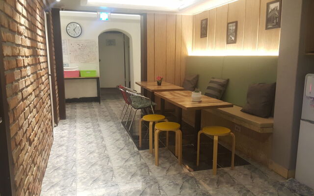 Myeongdong Time Hostel