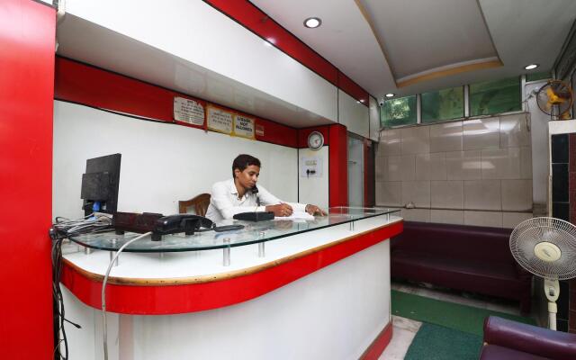 OYO Flagship 30893 Hotel Bob's