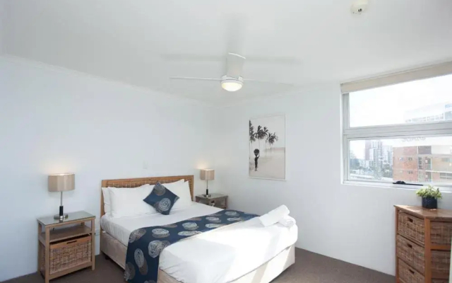 Grosvenor Beachfront Apartments