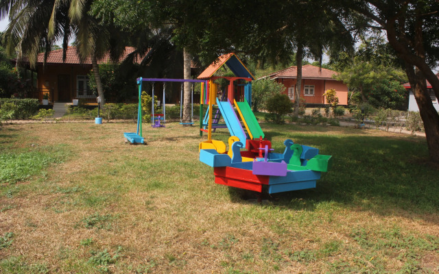 Charlestina Beach Resort